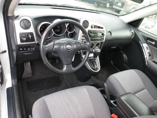 Toyota Matrix 2006 photo 14