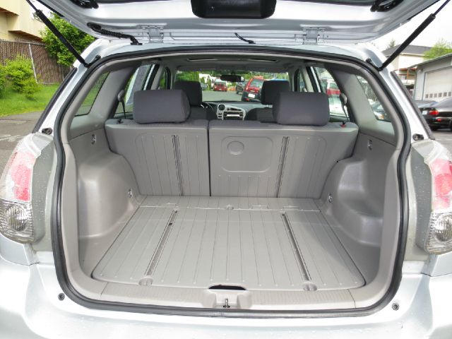 Toyota Matrix 2006 photo 16