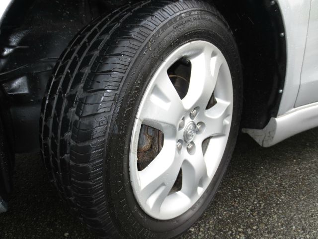 Toyota Matrix 2006 photo 22