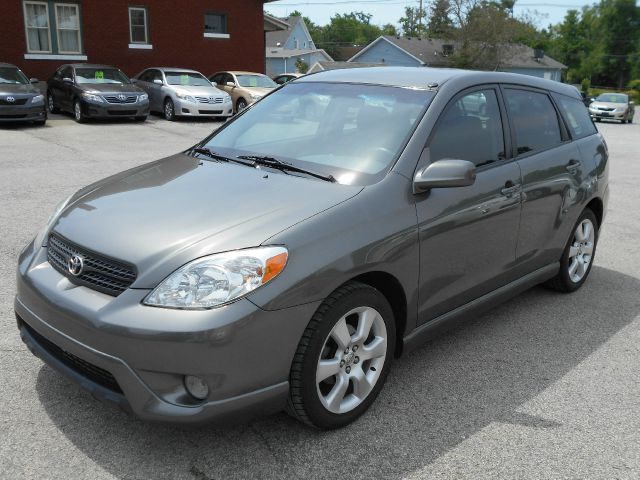 Toyota Matrix SLT Quad Cab Short Bed 4WD SUV