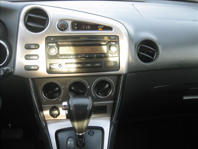 Toyota Matrix 2006 photo 2