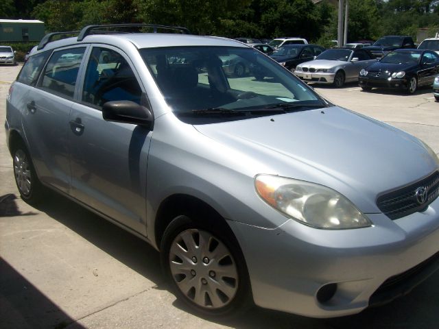 Toyota Matrix 2006 photo 2