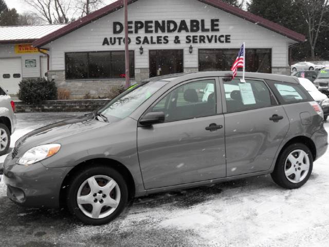 Toyota Matrix XLS Sport Utility