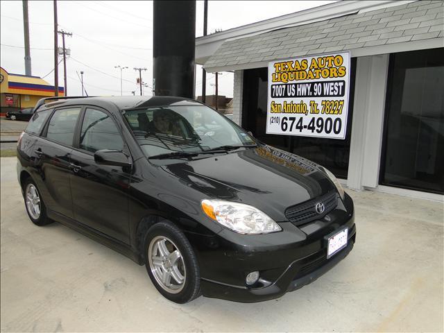 Toyota Matrix 2006 photo 0