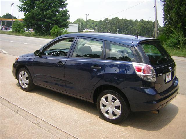 Toyota Matrix XLS Sport Utility