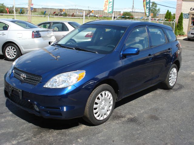 Toyota Matrix 4wd SUV