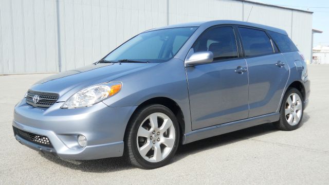 Toyota Matrix 2006 photo 2