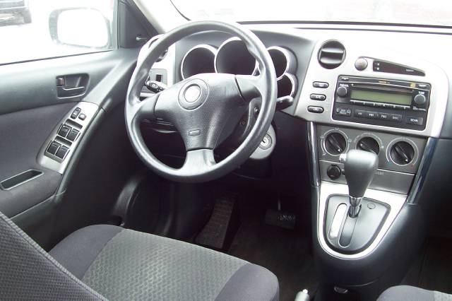 Toyota Matrix 2006 photo 2