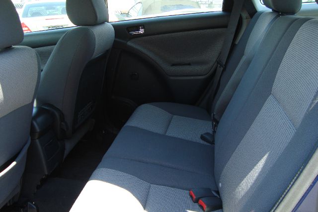 Toyota Matrix 2006 photo 2