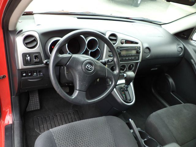 Toyota Matrix 2006 photo 14