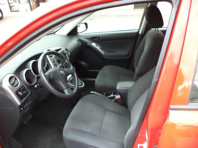 Toyota Matrix 2006 photo 2