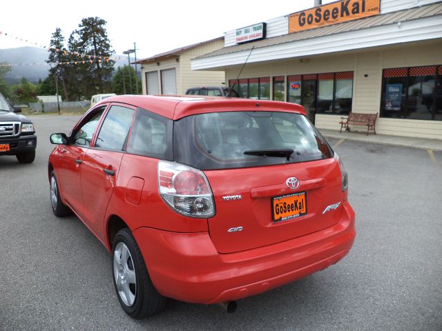 Toyota Matrix 2006 photo 7