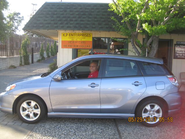 Toyota Matrix 2006 photo 2