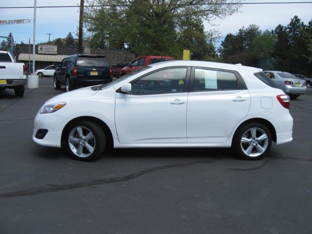 Toyota Matrix 2009 photo 1