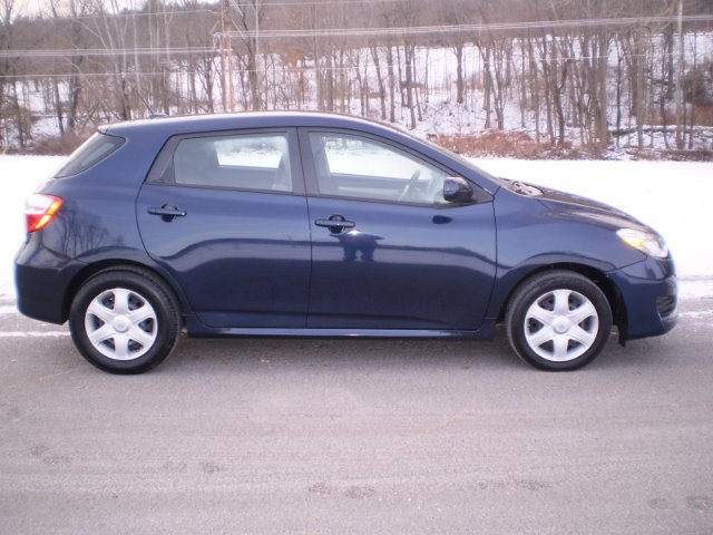 Toyota Matrix 2009 photo 2