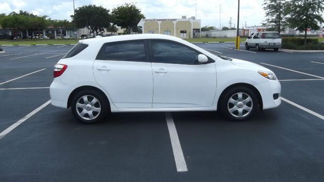 Toyota Matrix 2009 photo 16