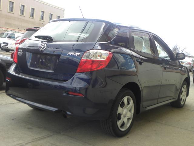 Toyota Matrix 2009 photo 2