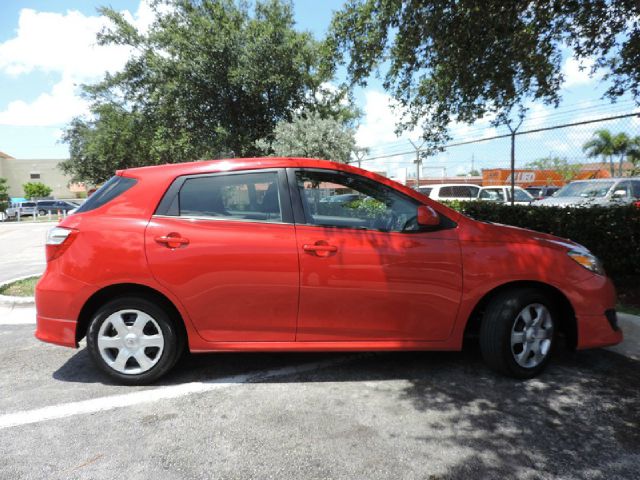 Toyota Matrix 2010 photo 1