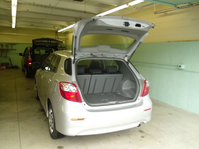 Toyota Matrix 2010 photo 1