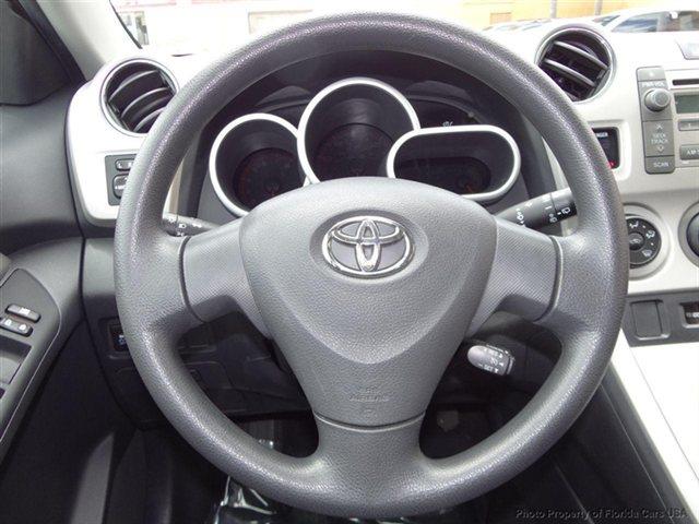 Toyota Matrix 2010 photo 25