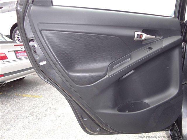 Toyota Matrix 2010 photo 28