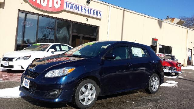 Toyota Matrix 2010 photo 2