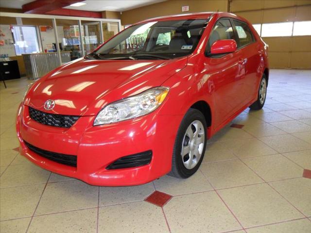 Toyota Matrix 2010 photo 1