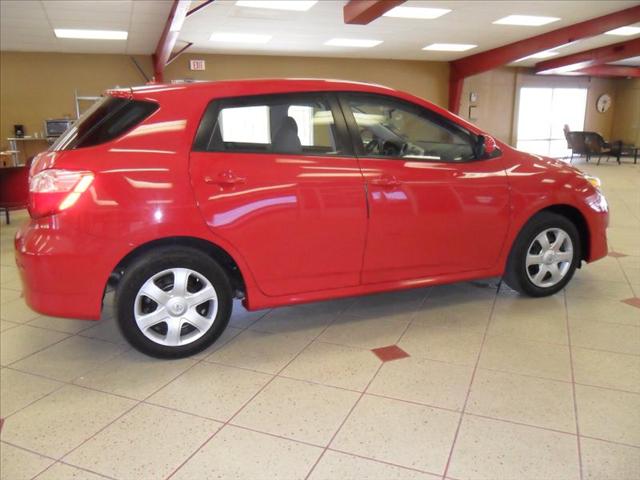 Toyota Matrix 2010 photo 3