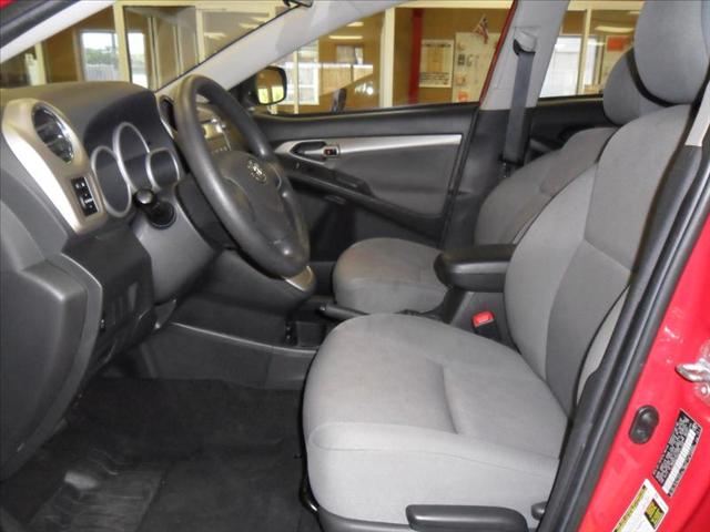 Toyota Matrix 2010 photo 4