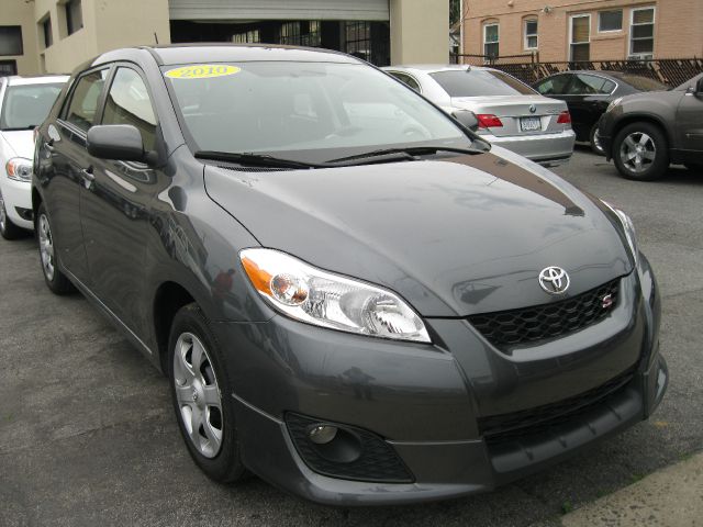 Toyota Matrix 2010 photo 1