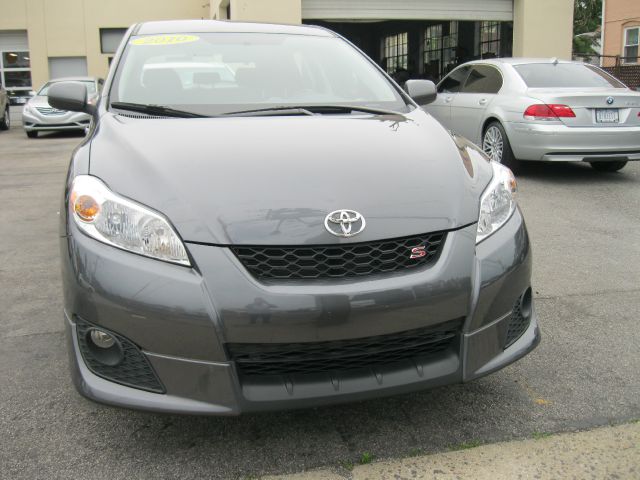 Toyota Matrix 2010 photo 2