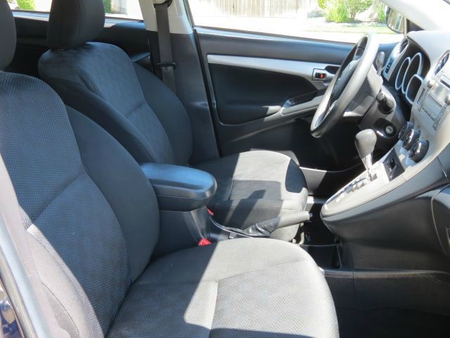 Toyota Matrix 2010 photo 4