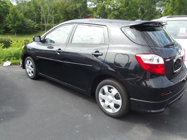 Toyota Matrix 2010 photo 2