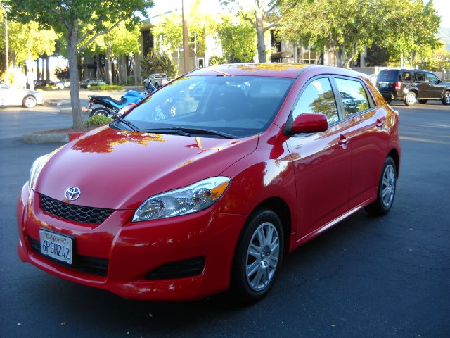 Toyota Matrix 2011 photo 4