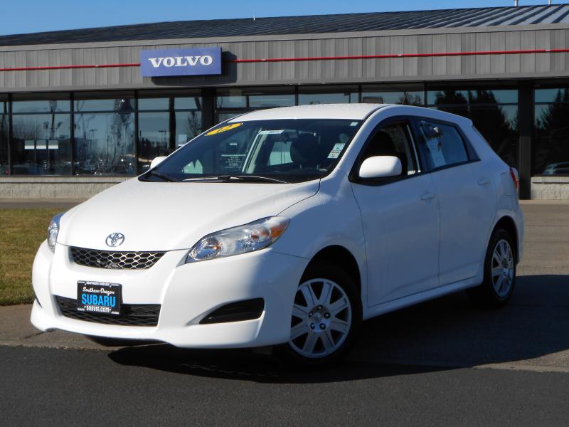 Toyota Matrix 2012 photo 1