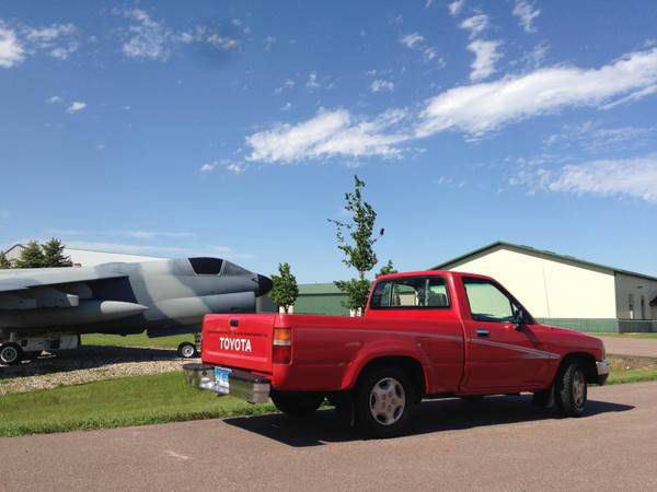 Toyota Pickup 1992 photo 2