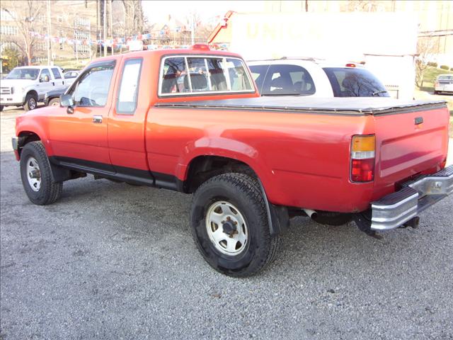 Toyota Pickup Sportback LS Pickup