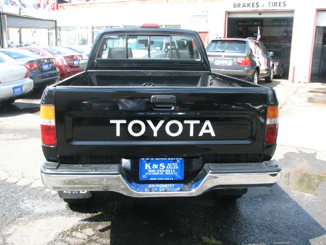 Toyota Pickup 1994 photo 2