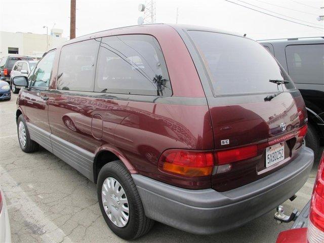 Toyota Previa 1995 photo 3