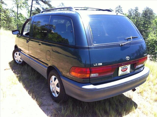 Toyota Previa 1997 photo 10