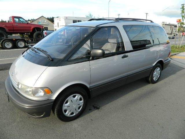 Toyota Previa 1997 photo 9