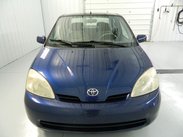 Toyota Prius 2002 photo 2