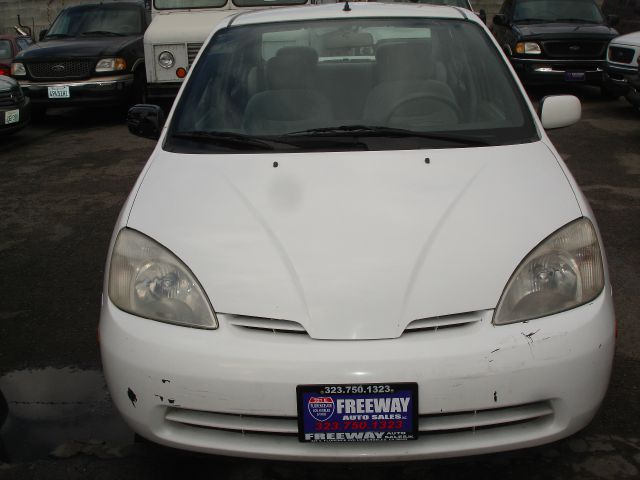 Toyota Prius 2002 photo 1