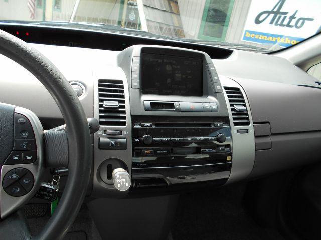 Toyota Prius 2004 photo 1