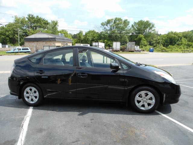 Toyota Prius 2004 photo 3