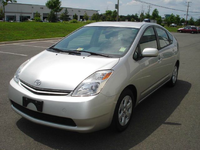 Toyota Prius 2004 photo 2