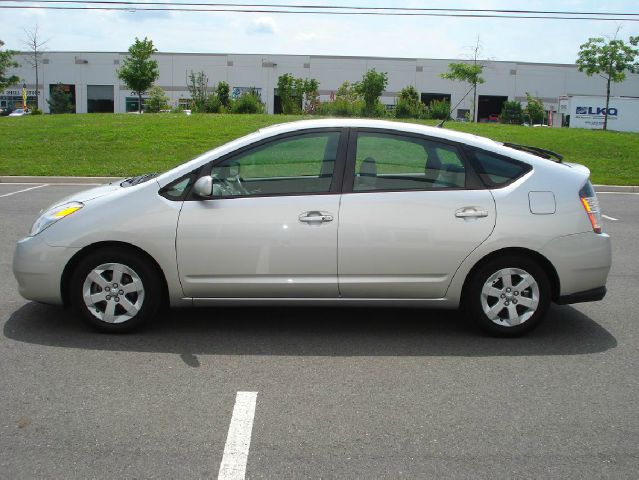 Toyota Prius 2004 photo 3