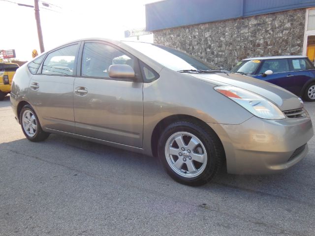 Toyota Prius 2004 photo 2