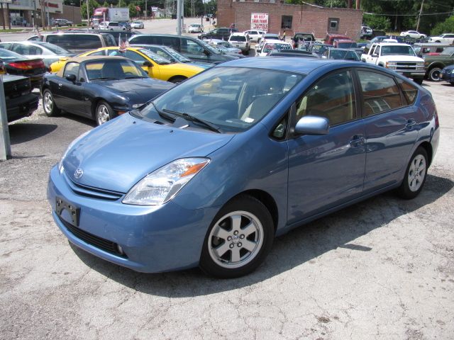 Toyota Prius 2004 photo 1