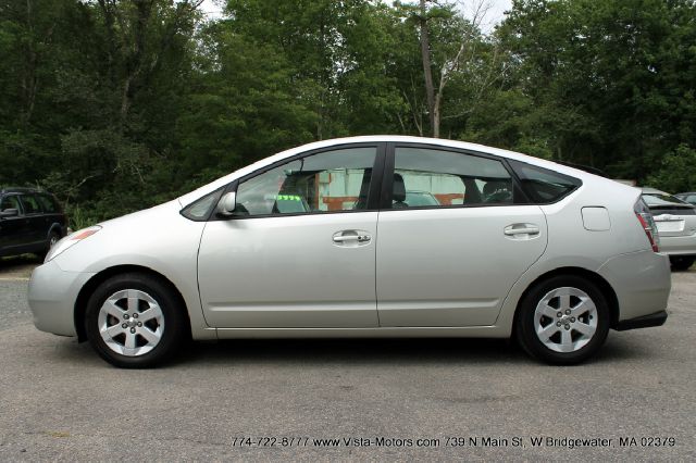 Toyota Prius 2004 photo 1